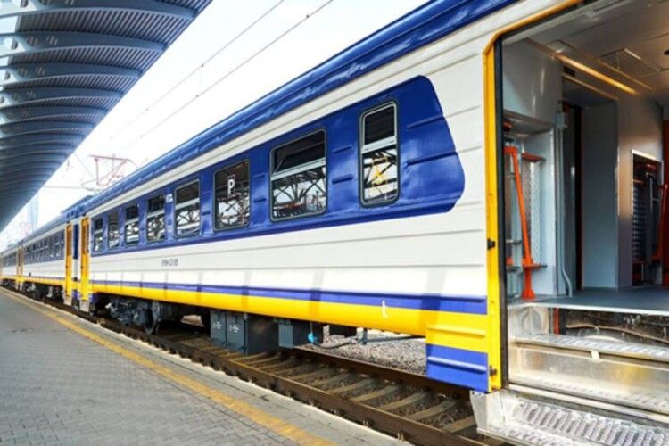 «Свєта – рішаю білети»: Укрзалізниця викрила схему з поверненими квитками 