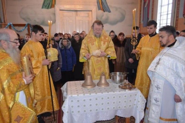 Освячувати нові дзвони у Томашгород прибув сам митрополит (фото)