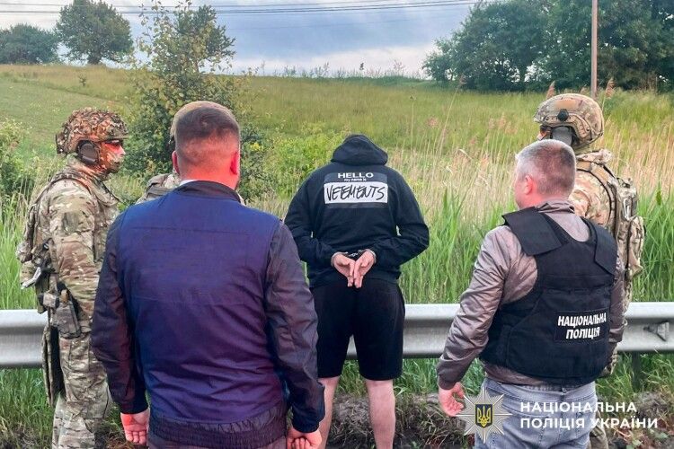 У Рівному та Луцьку накрили мережу секс-послуг