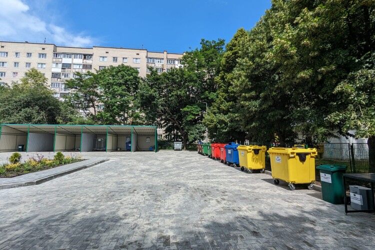 Сортування сміття, благодійність, та екскурсії: як працює центр управління відходами у Луцьку