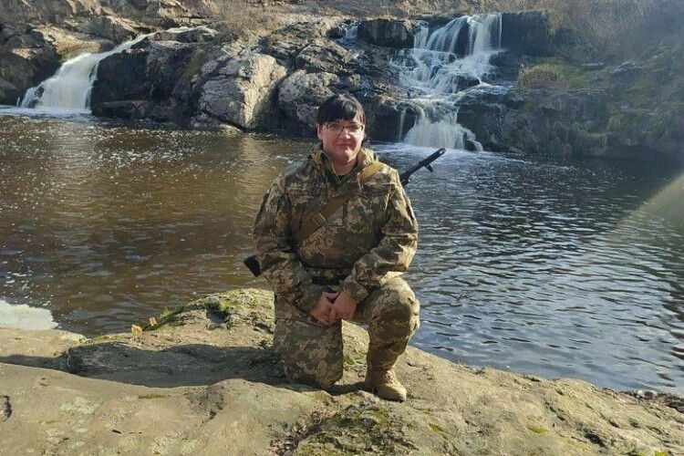 В Україні ветеранка вперше довела в суді шкоду армійського бронежилета для жінок