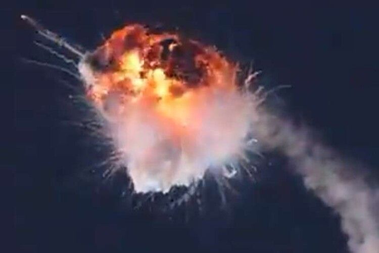 Компанія українця вперше запустила в космос ракету, але вона вибухнула (Відео)
