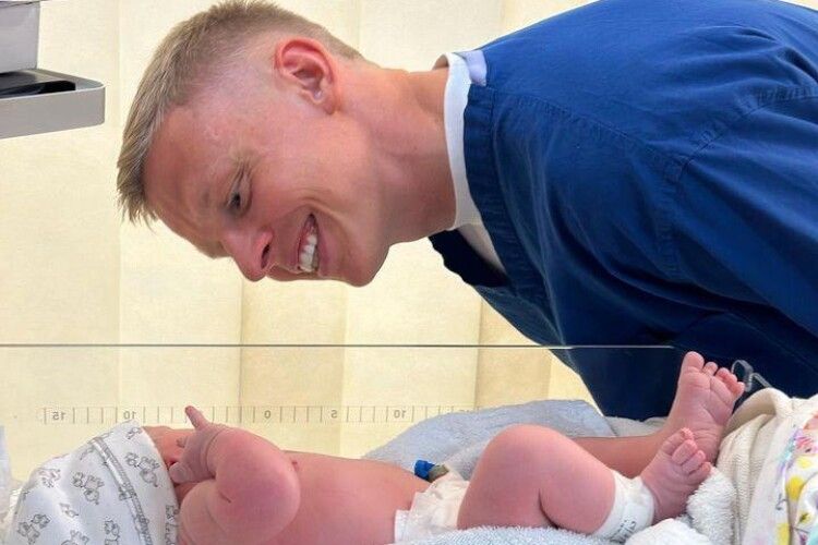 Відомий український футболіст знову став батьком 