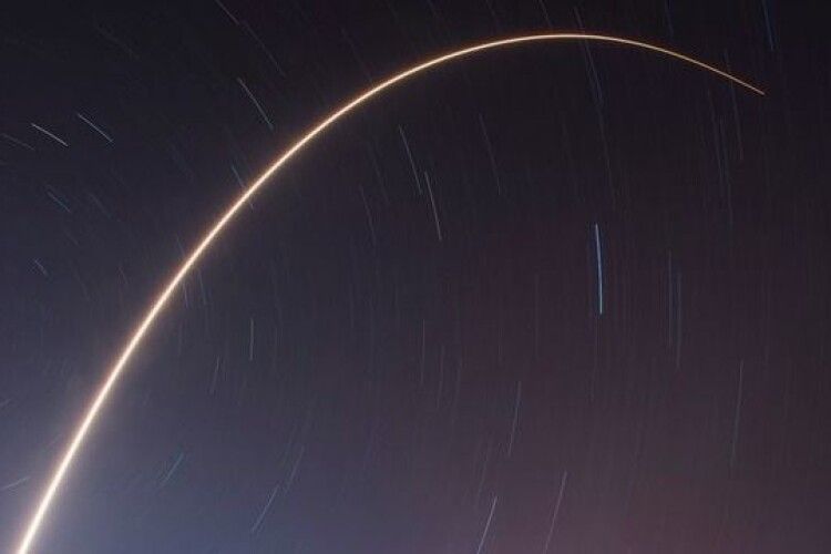 SpaceX запустила 60 супутників на орбіту для роздачі інтернету