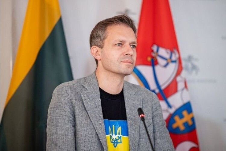 Як литовський журналіст спонукав світ збирати гроші на «Байрактари» для України