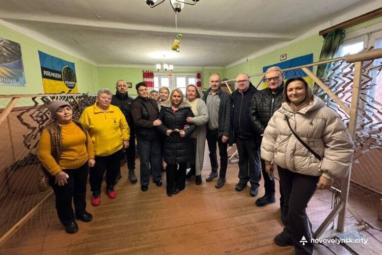 Місто на Волині відвідала благодійники з Німеччини