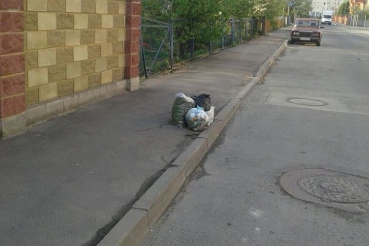 Сміття до Луцька звозять мешканці навколишніх сіл 