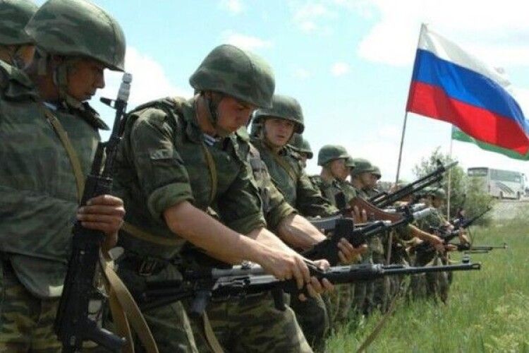 Міноборони назвало втрати російської армії за першу добу агресії в Україні
