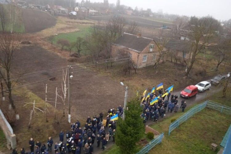 У Луцькому районі попрощалися із полеглим на війні Захисником (Фото) 