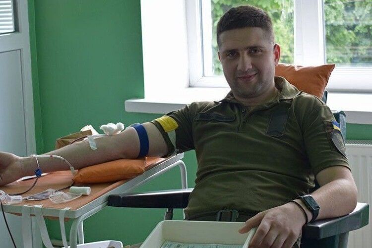Всесвітній день донора: нацгвардійці здали кров для поранених побратимів