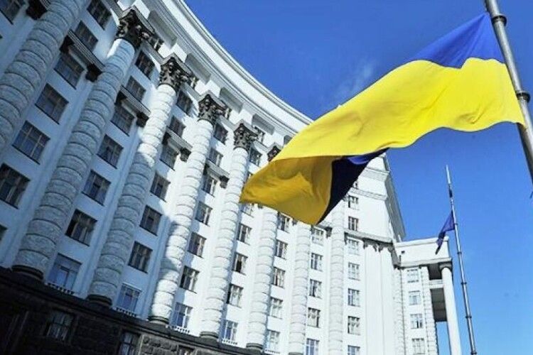 Половина українців виступає за Уряд національної єдності