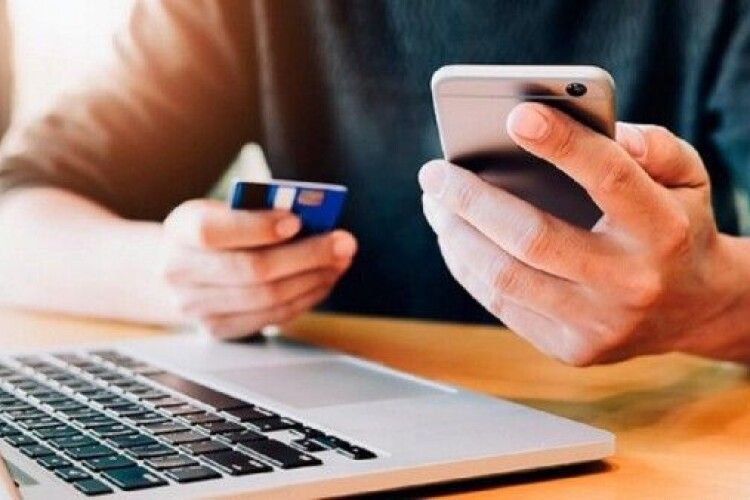 Вчора волинян атакували телефонні шахраї
