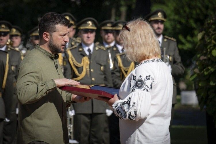 Президент вручив «Зірку Героя» рідним полеглого захисника з Волині 