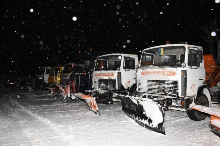 Як у новорічну ніч у Луцьку будуть прибирати сніг