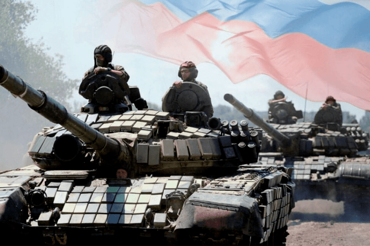 Пісочний годинник: на військовій техніці Росії в окупованому Криму з’явився новий знак (Фото)