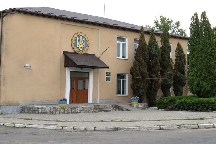 Прокуратура заставляє Колківську селищну раду оформити документи під садок
