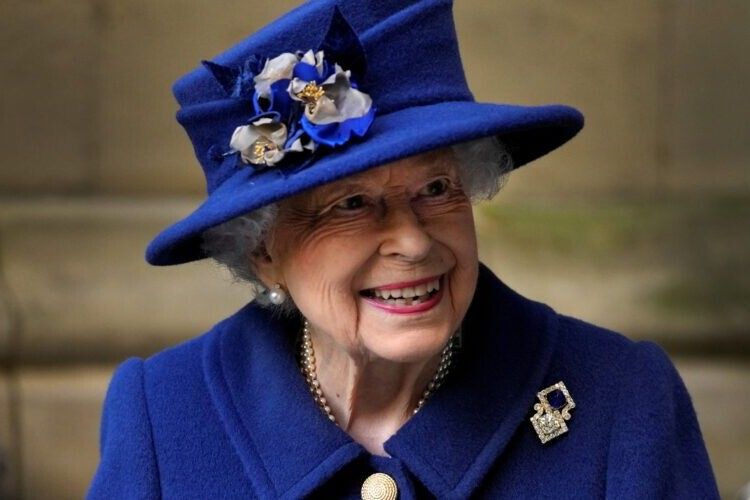 Британська королева відмовилася від звання