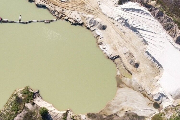 Дозвіл на користування надрами на Волині отримала компанія Nestlé 