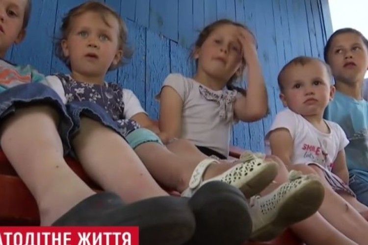 Багатодітні родини на Рівненщині мають понад 10 дітей та понад 50 онуків