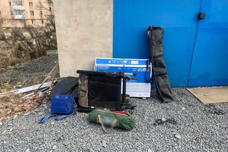 Накрали рибальського приладдя: у Рівному зловили молодиків-злодіїв