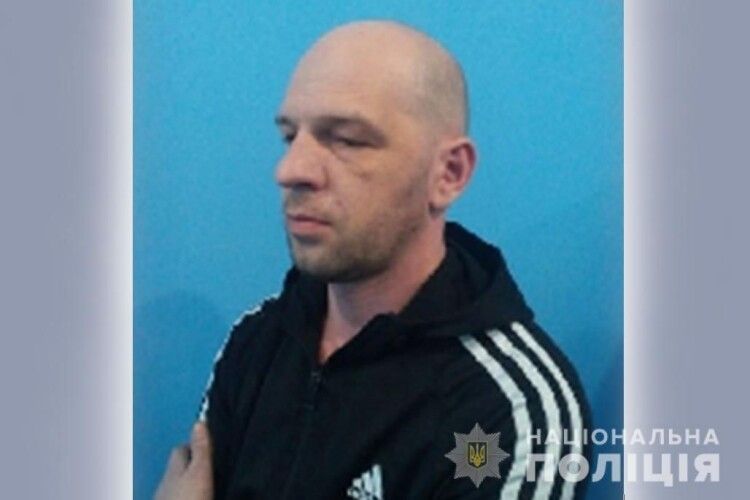 Оприлюднили фото підозрюваного у зґвалтуванні, який втік із суду в Луцьку