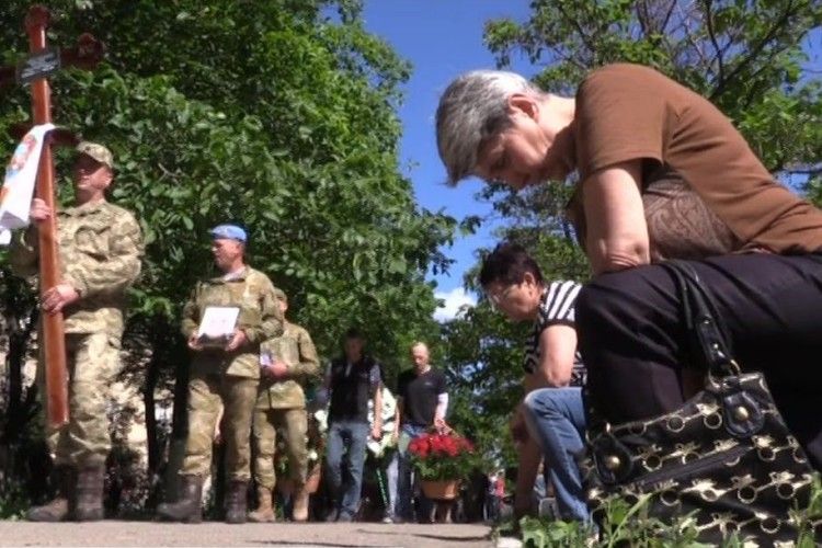 Лучанам нагадали правила поведінки під час прощання з військовослужбовцями