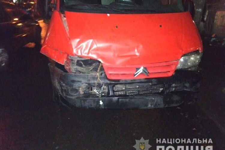 Рівнянин вкрав машину і потрапив у декілька аварій