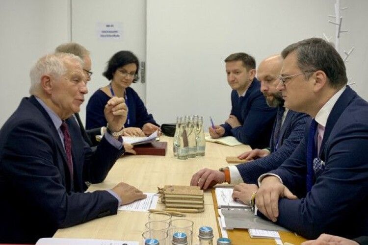 Наступні санкції ЄС мають бити по ракетній промисловості росії – Кулеба