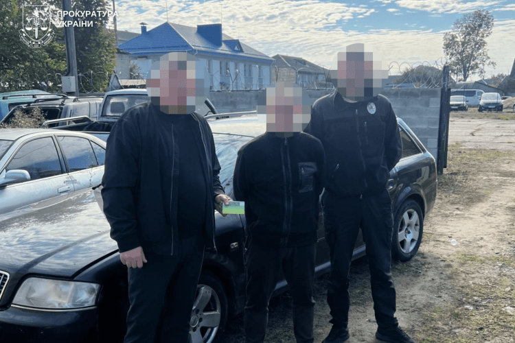 Вилучену в ділків «гуманітарну» автівку з Волині передали бійцям на Донеччину