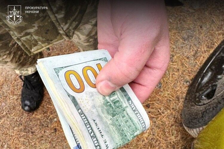 На Волині викрили «швидку» з ухилянтами
