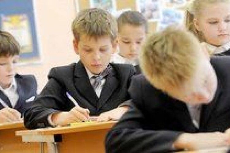 Тільки одна школа з вивченням української мови офіційно існує в окупованому Криму