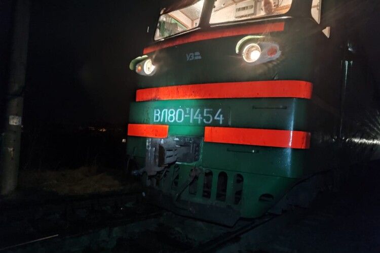 У Львові жінка потрапила під колеса потяга (Фото)