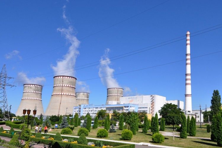 На Рівненській атомній працює три  енергоблоки, четвертий – на ремонті