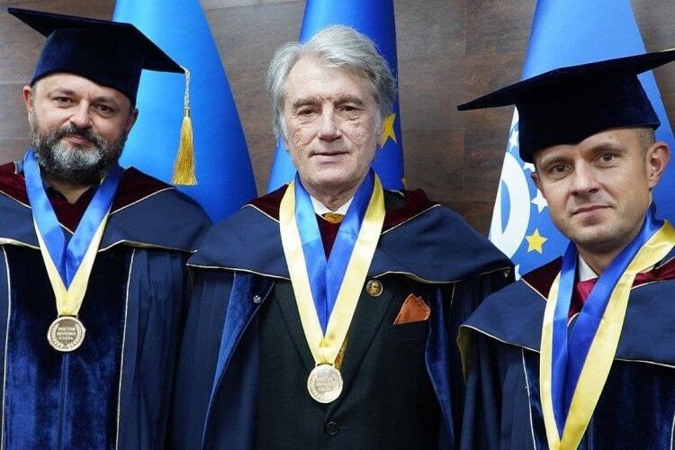Відомий хірург з Волині та Президент Віктор Ющенко стали почесними професорами Міжнародного європейського університет﻿у (Фото)