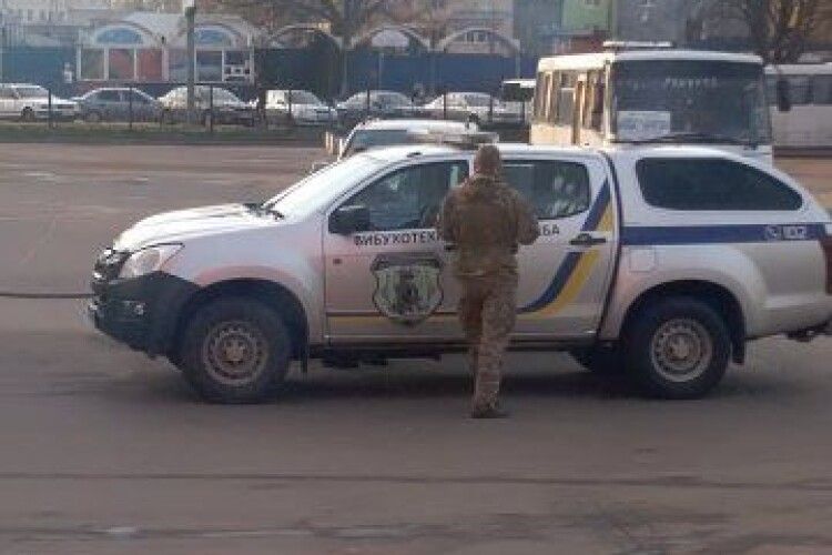 Луцьк пережив «мінування» автостанції