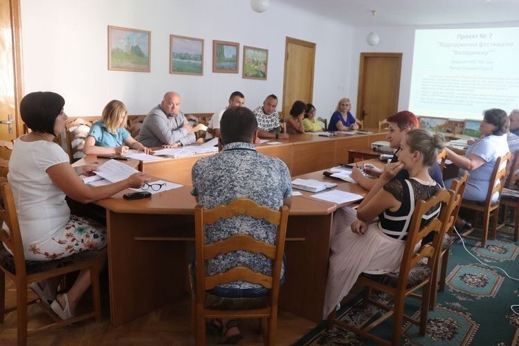 У Володимирі-Волинському визначили проєкти громадського бюджету, які допустять до голосування
