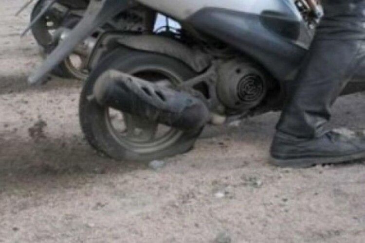У Нововолинську поліцейські викрили крадія скутера 