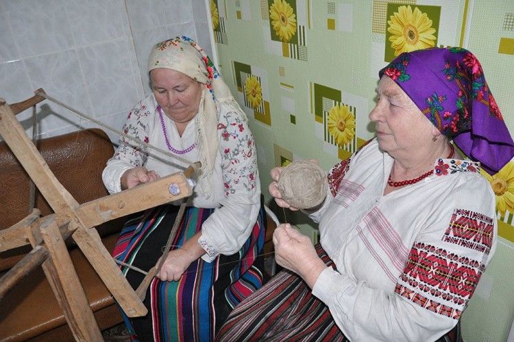 У Видерті на Камінь-Каширщині бережуть традиції давнього ткацького ремесла