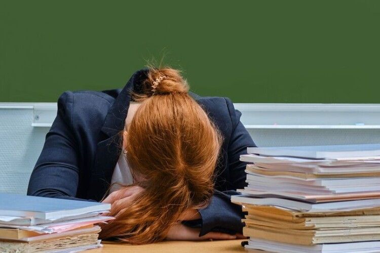 Масовий булінг вчителів: у Луцьку звернулися до СБУ та Нацполіції 