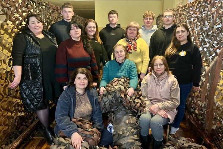 Як маленька команда з Луцька «замаскувала» 150 тисяч квадратних метрів фронту (Відео)