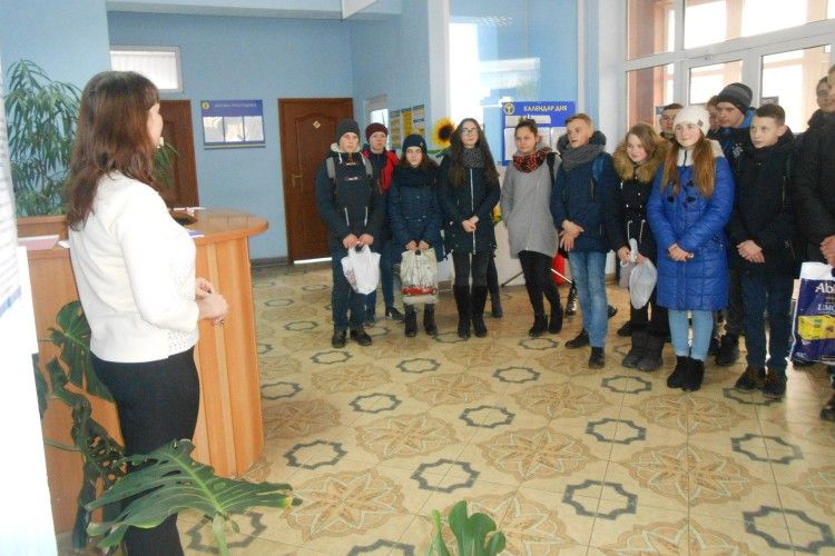 Любешівським випускникам розповіли про вибір професії