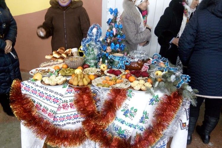 У Головному їли кутю і колядували