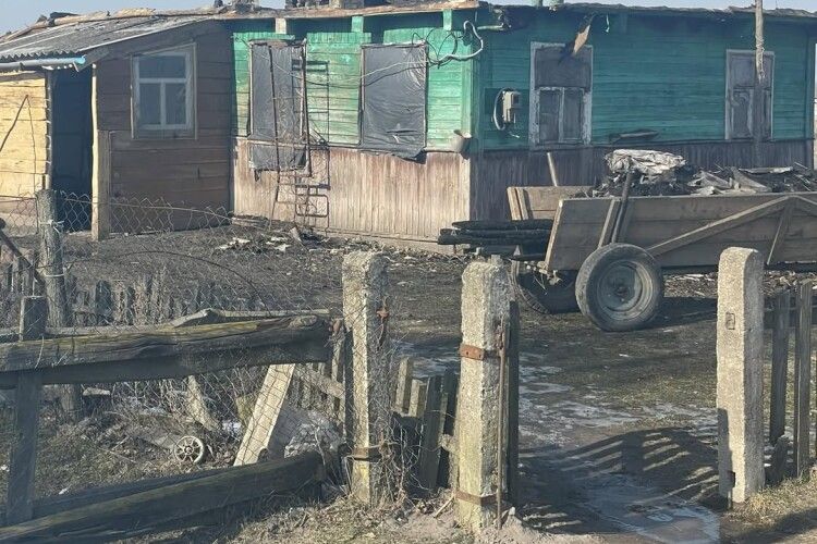 На Волині збирають гроші багатодітним погорільцям