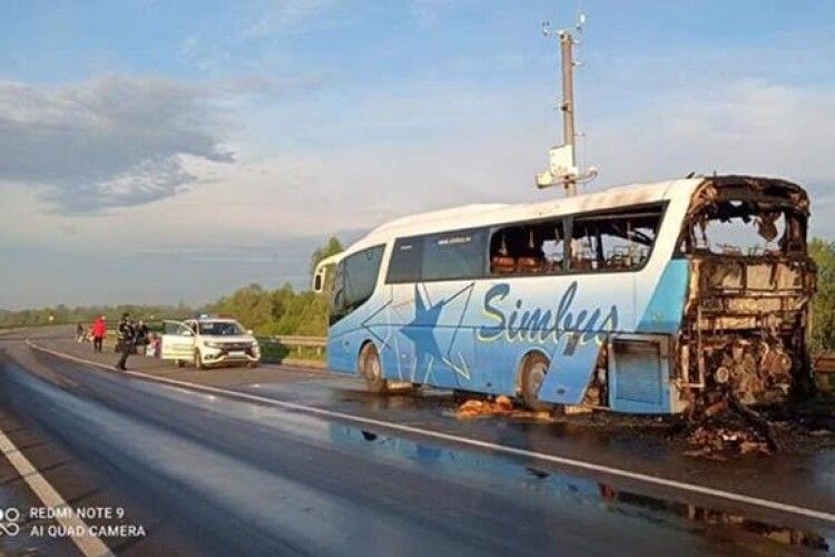 У Львівській області згорів рейсовий автобус