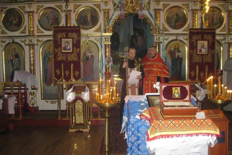 Байківці розпрощалися з московською церквою
