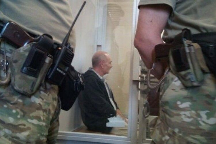 Суд звільнив головного свідка у справі МН17 Цемаха!