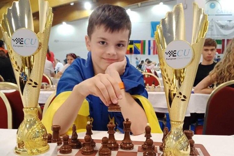 Юного чемпіона з шахів відзначили подякою Волиньради