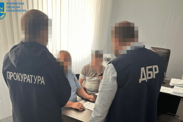 На Волині ексдиректору та провідному інженеру лісового господарства повідомлено про підозру