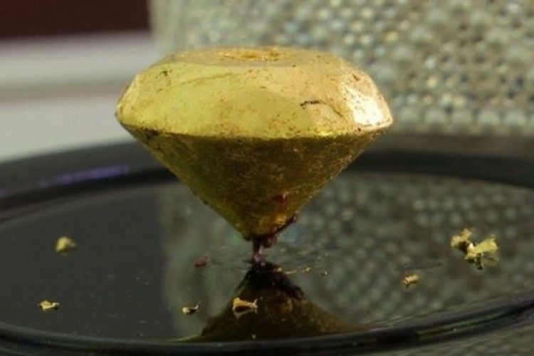 Створена найдорожча цукерка в світі (відео)