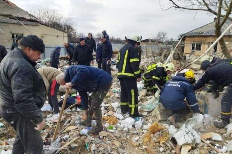 Терористи обстріляли село Мархалівка на Київщині, серед загиблих – троє дітей 